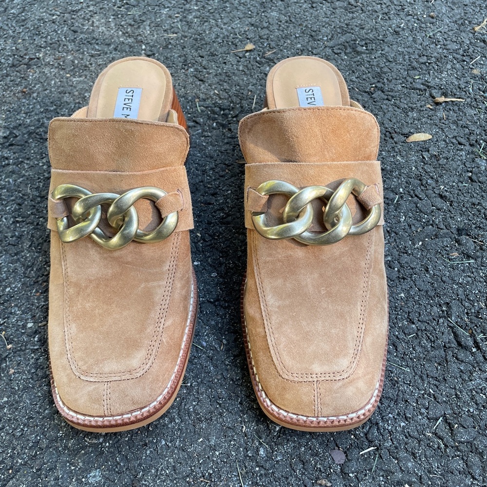 Steve Madden Brown Suede Mules with Gold Chain NWOT